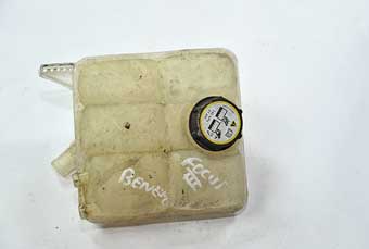 SCORPİO ÇIKMA YEDEK PARÇA FORD CIKMA YEDEK FOCUS 3 BENZİNLİ YEDEK SU BİDONU